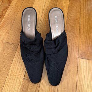 Bisou Bisou Black Heeled Shoes (7M)